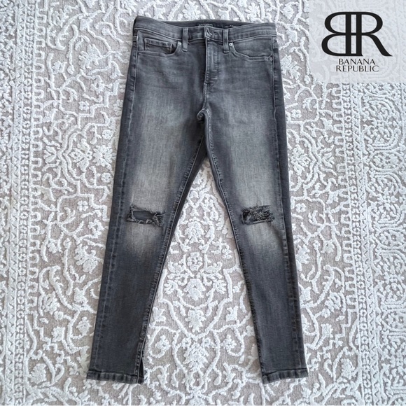 Banana Republic Denim - Banana Republic Mid Rise Skinny Split Hem Jeans